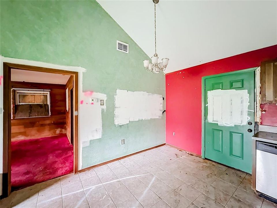 For Sale: $189,000 (4 beds, 2 baths, 2221 Square Feet)