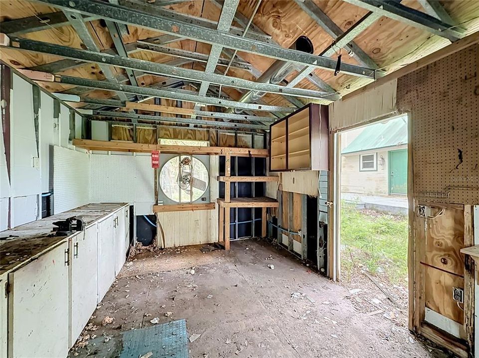 For Sale: $189,000 (4 beds, 2 baths, 2221 Square Feet)