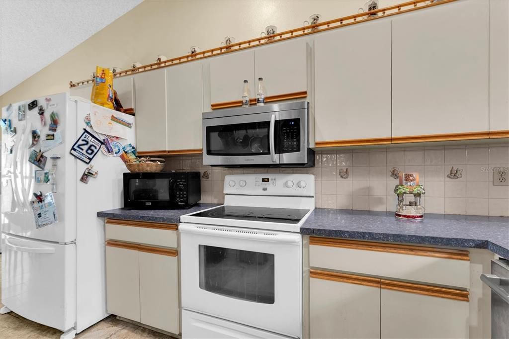 En Venta: $310,000 (3 camas, 2 baños, 1393 Pies cuadrados)