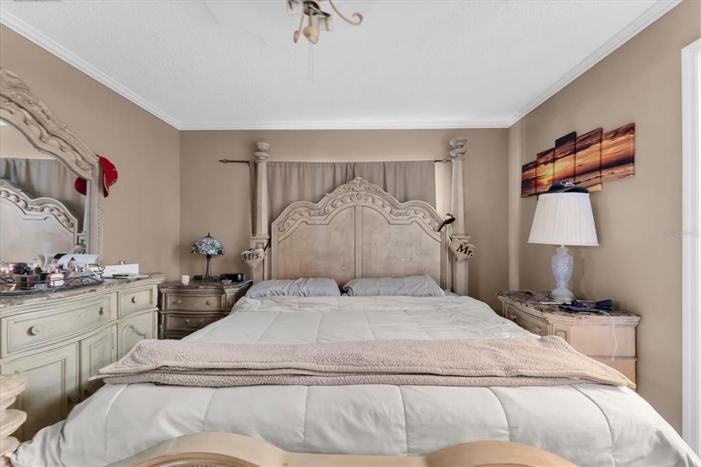 En Venta: $310,000 (3 camas, 2 baños, 1393 Pies cuadrados)