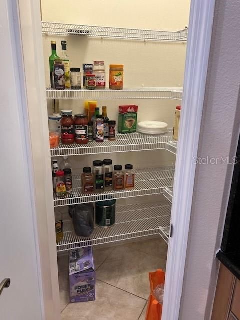 В аренду: $2,100 (2 спален, 1 ванн, 1000 Квадратных фут)