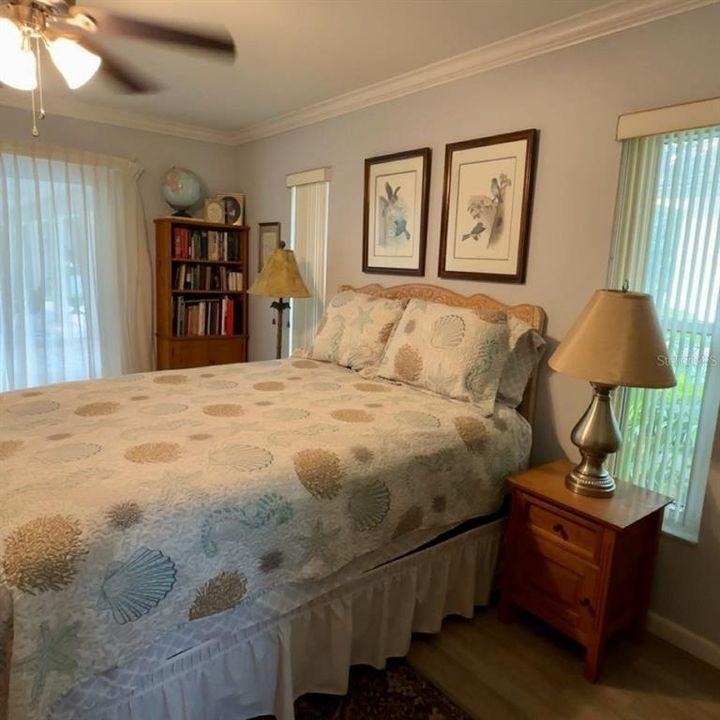 For Sale: $560,000 (2 beds, 2 baths, 1621 Square Feet)
