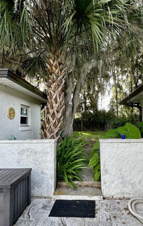 For Sale: $560,000 (2 beds, 2 baths, 1621 Square Feet)