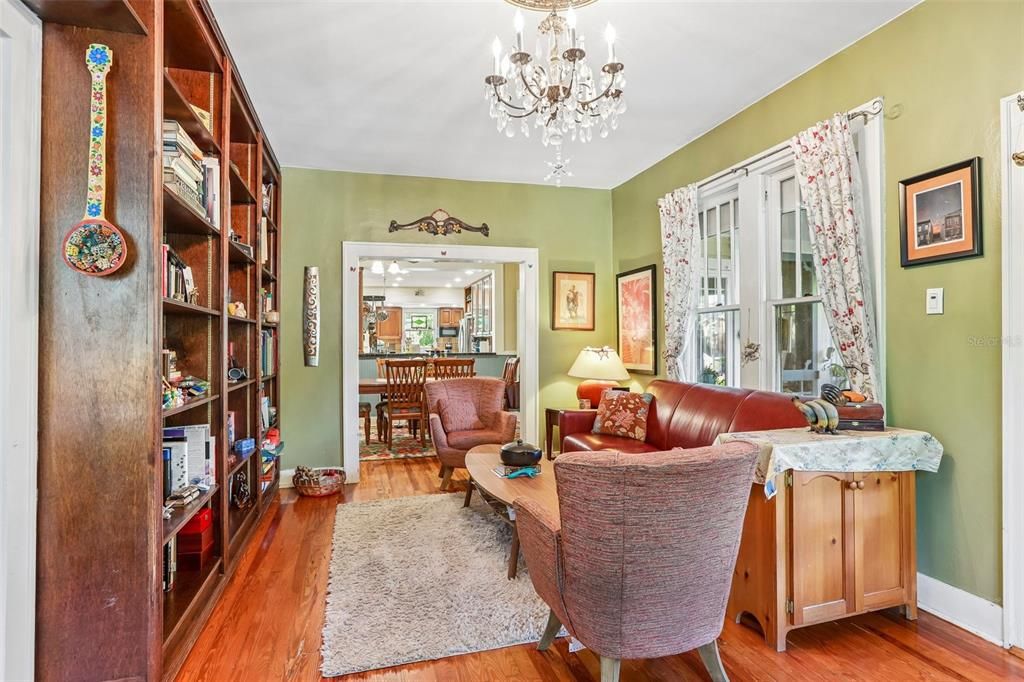 En Venta: $819,999 (3 camas, 2 baños, 1893 Pies cuadrados)