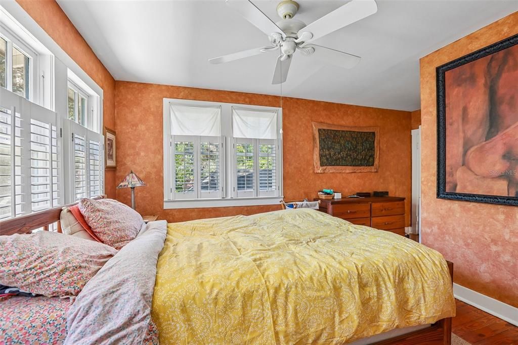 En Venta: $819,999 (3 camas, 2 baños, 1893 Pies cuadrados)