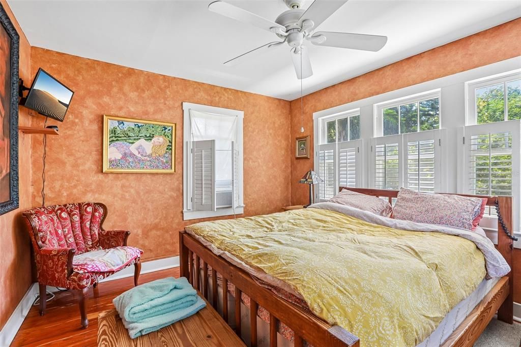 En Venta: $819,999 (3 camas, 2 baños, 1893 Pies cuadrados)