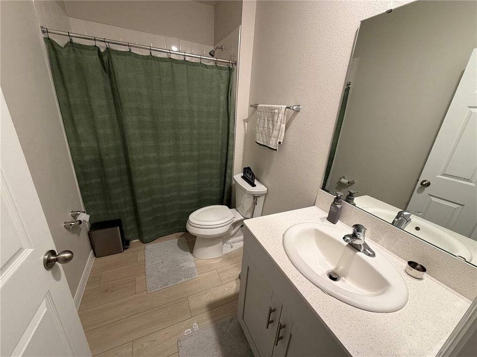 For Sale: $489,000 (5 beds, 3 baths, 2470 Square Feet)