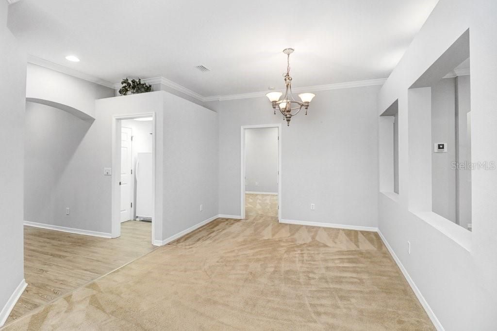 For Sale: $425,000 (4 beds, 2 baths, 2152 Square Feet)