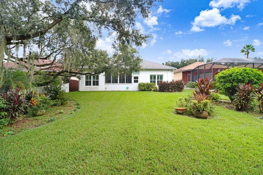For Sale: $425,000 (4 beds, 2 baths, 2152 Square Feet)