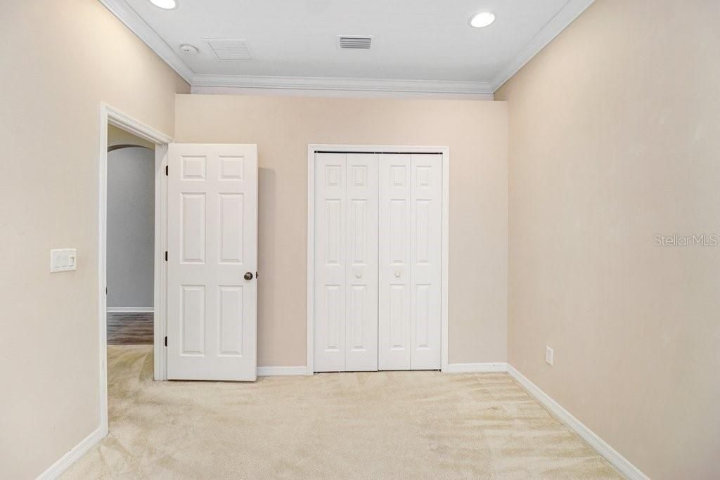 For Sale: $425,000 (4 beds, 2 baths, 2152 Square Feet)