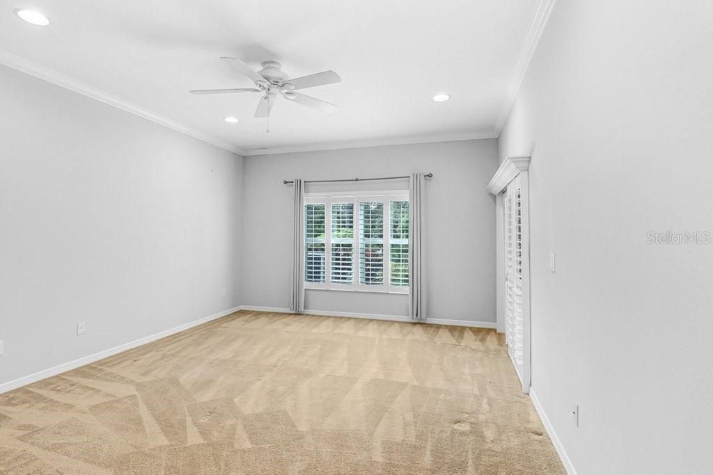 For Sale: $425,000 (4 beds, 2 baths, 2152 Square Feet)