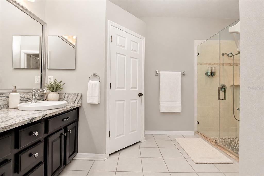 For Sale: $425,000 (4 beds, 2 baths, 2152 Square Feet)