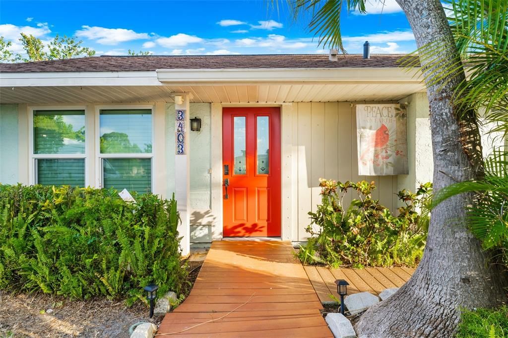 For Rent: $3,700 (4 beds, 3 baths, 2529 Square Feet)