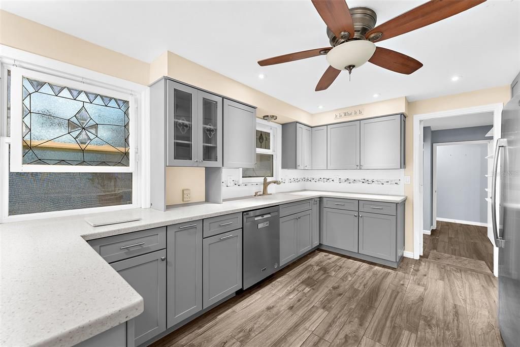 For Rent: $3,700 (4 beds, 3 baths, 2529 Square Feet)
