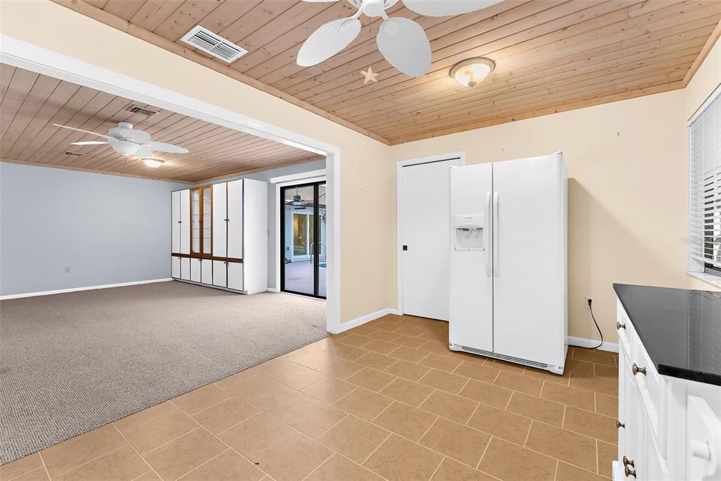 For Rent: $3,700 (4 beds, 3 baths, 2529 Square Feet)