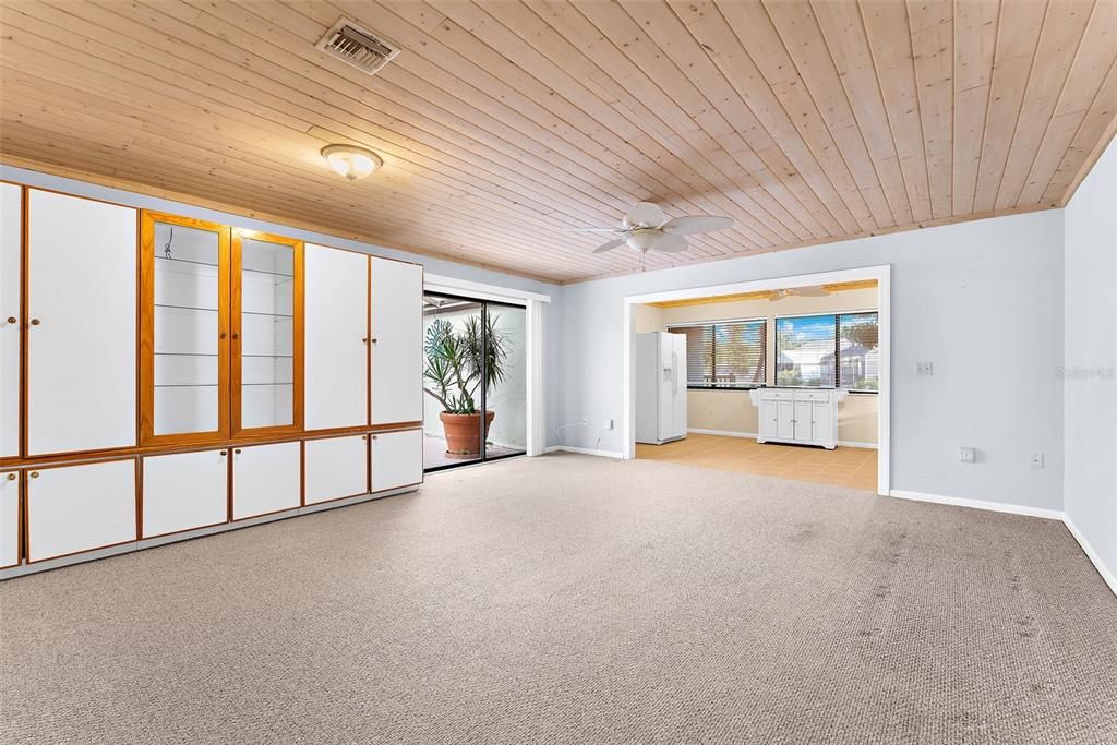 For Rent: $3,700 (4 beds, 3 baths, 2529 Square Feet)
