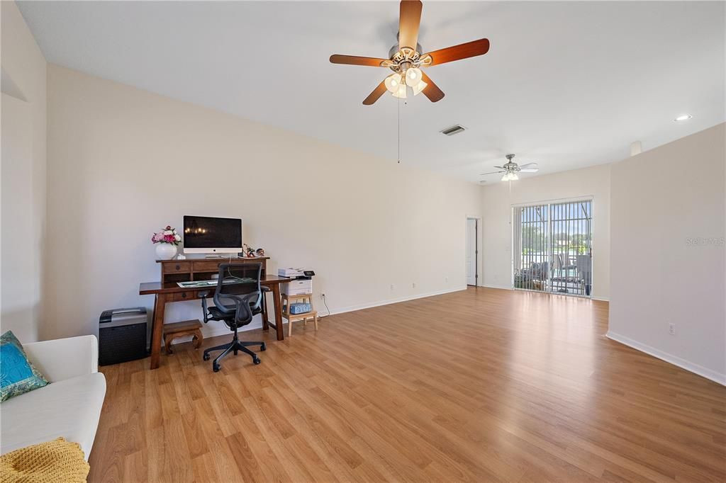 For Sale: $650,000 (5 beds, 3 baths, 2856 Square Feet)