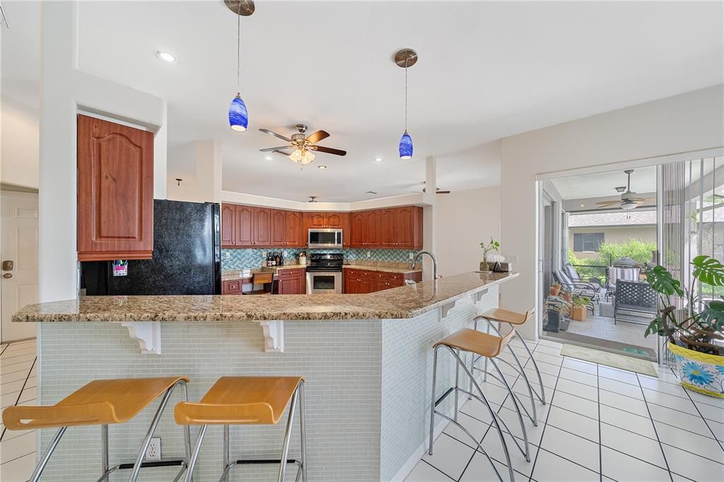 For Sale: $650,000 (5 beds, 3 baths, 2856 Square Feet)