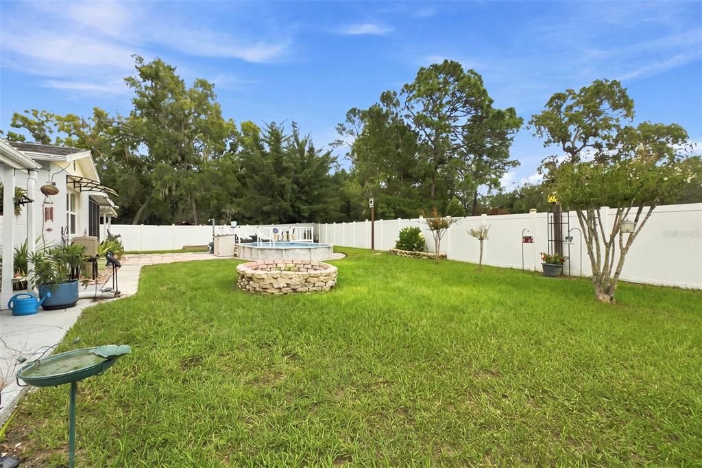 For Sale: $260,000 (2 beds, 2 baths, 1201 Square Feet)