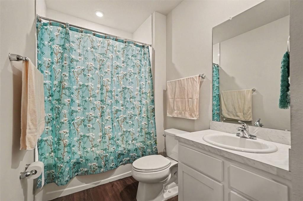 Active With Contract: $290,000 (3 beds, 2 baths, 1513 Square Feet)