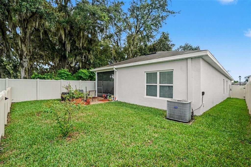 Active With Contract: $290,000 (3 beds, 2 baths, 1513 Square Feet)