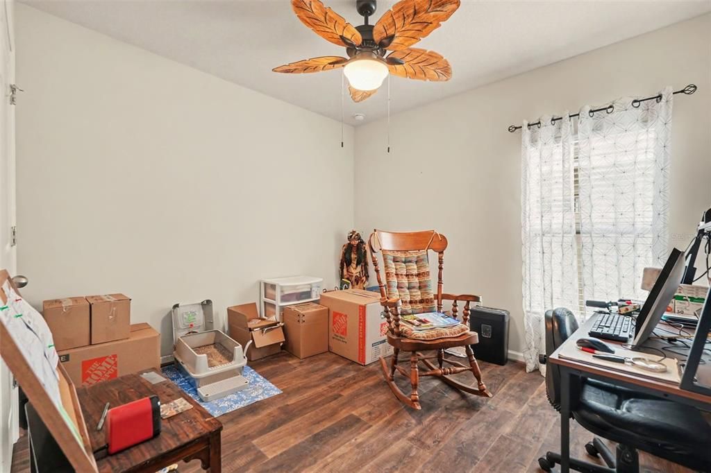 Active With Contract: $290,000 (3 beds, 2 baths, 1513 Square Feet)