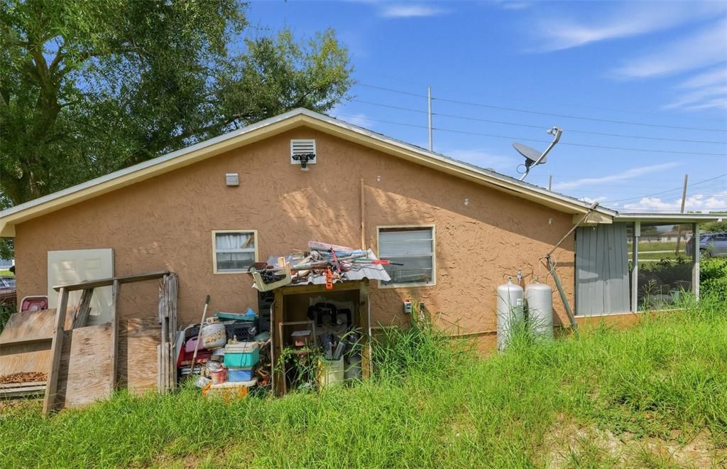 For Sale: $119,000 (3 beds, 1 baths, 1216 Square Feet)