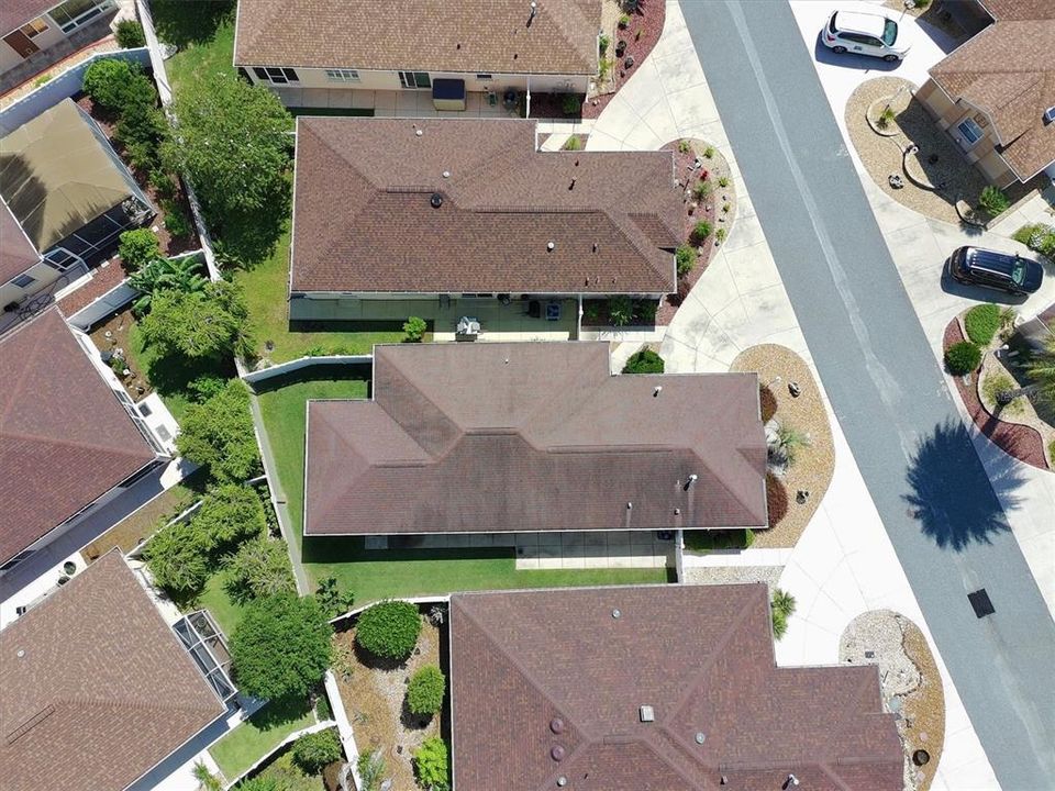 For Sale: $349,900 (2 beds, 2 baths, 1258 Square Feet)