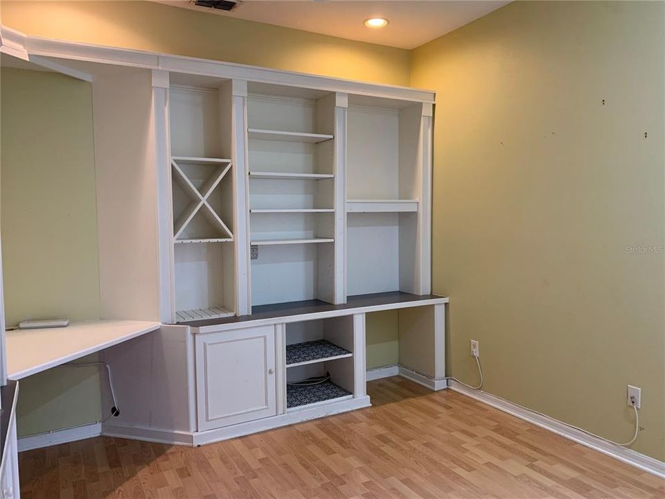 For Sale: $669,500 (4 beds, 3 baths, 3055 Square Feet)