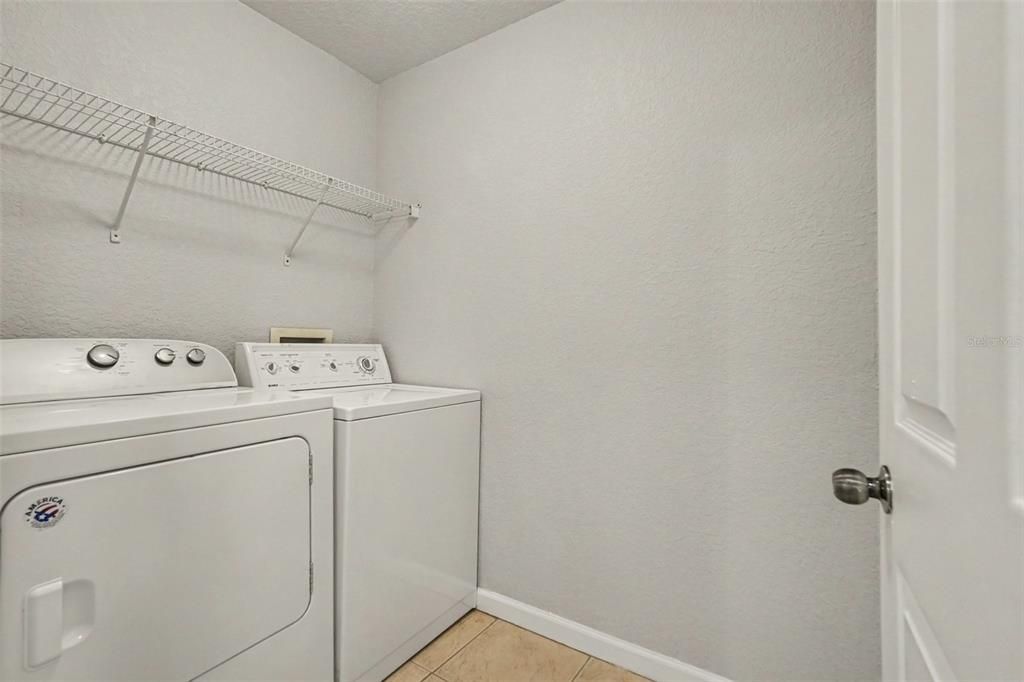 En Renta: $2,400 (3 camas, 2 baños, 1764 Pies cuadrados)
