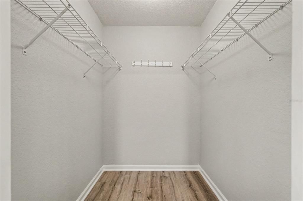 En Renta: $2,400 (3 camas, 2 baños, 1764 Pies cuadrados)