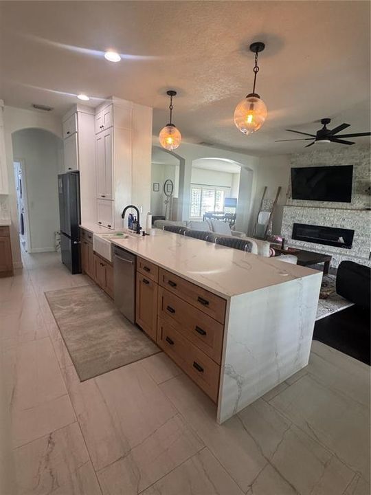 For Sale: $590,000 (4 beds, 3 baths, 2276 Square Feet)