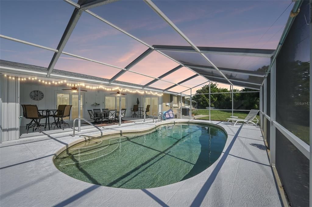 For Sale: $425,000 (3 beds, 2 baths, 1446 Square Feet)