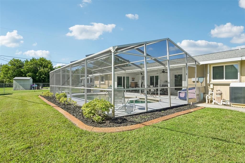 For Sale: $425,000 (3 beds, 2 baths, 1446 Square Feet)