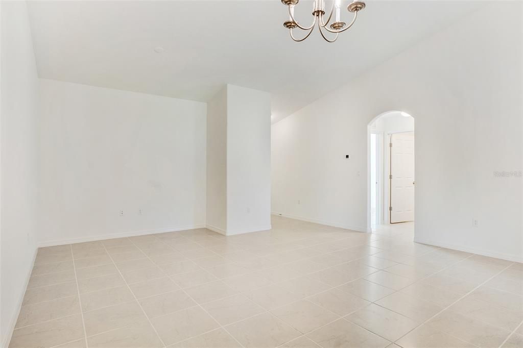 En Renta: $1,600 (3 camas, 2 baños, 1198 Pies cuadrados)