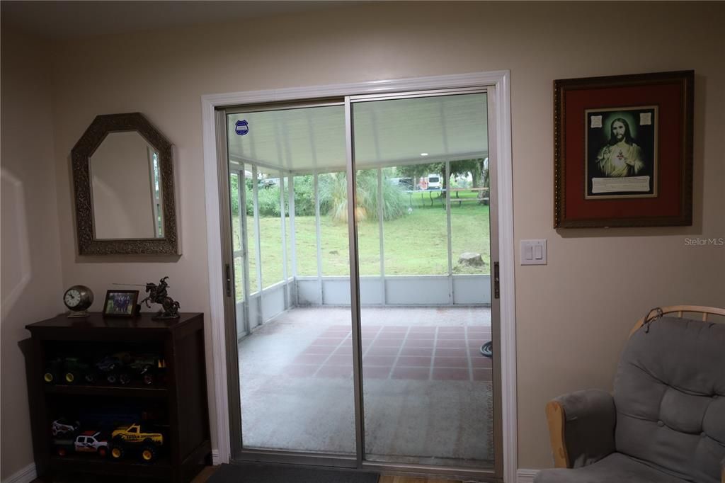 For Sale: $259,900 (3 beds, 2 baths, 1742 Square Feet)