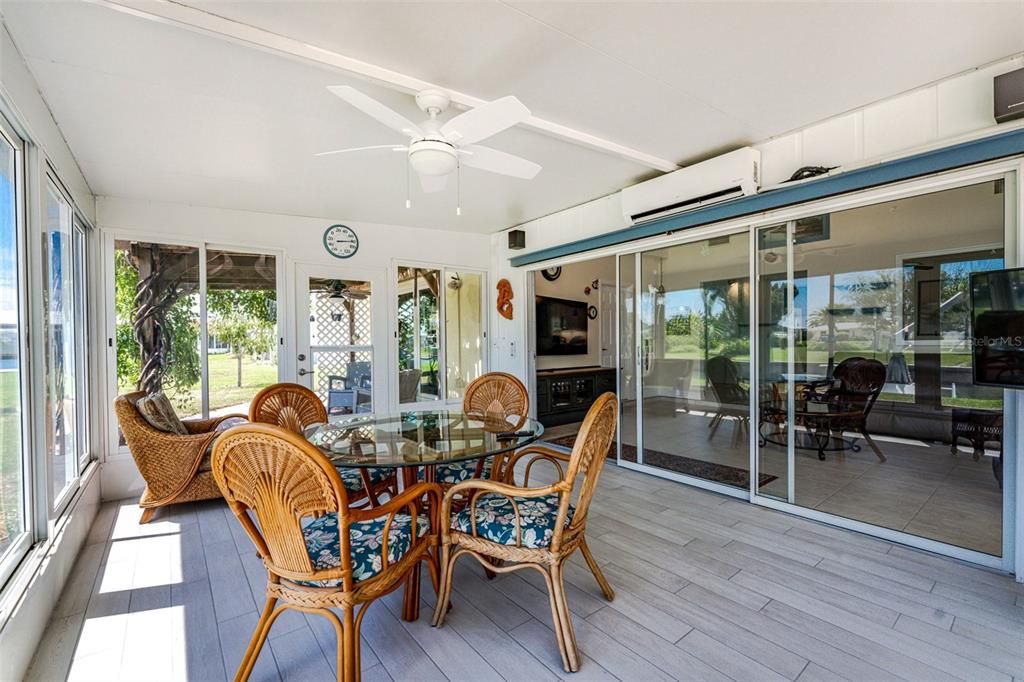 For Sale: $529,000 (3 beds, 2 baths, 1388 Square Feet)