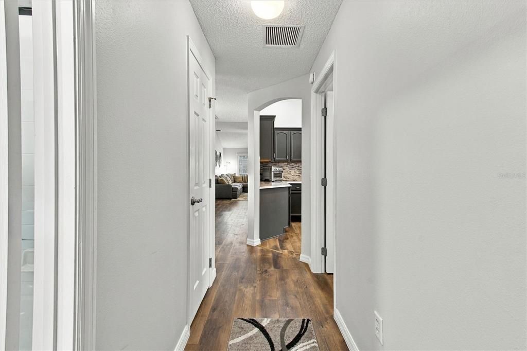 For Sale: $429,900 (3 beds, 2 baths, 1612 Square Feet)