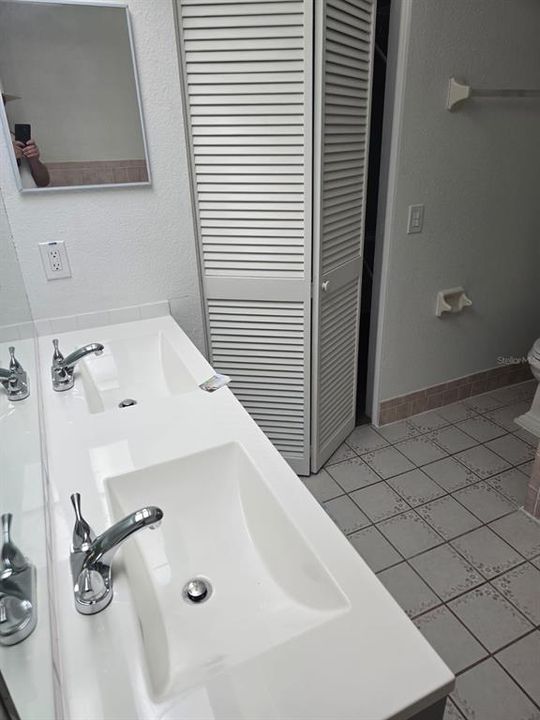 В аренду: $2,395 (2 спален, 2 ванн, 1200 Квадратных фут)