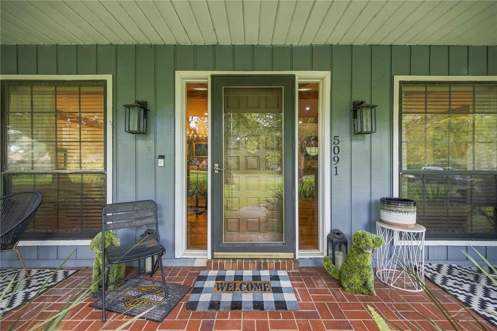 For Sale: $599,900 (4 beds, 2 baths, 3000 Square Feet)