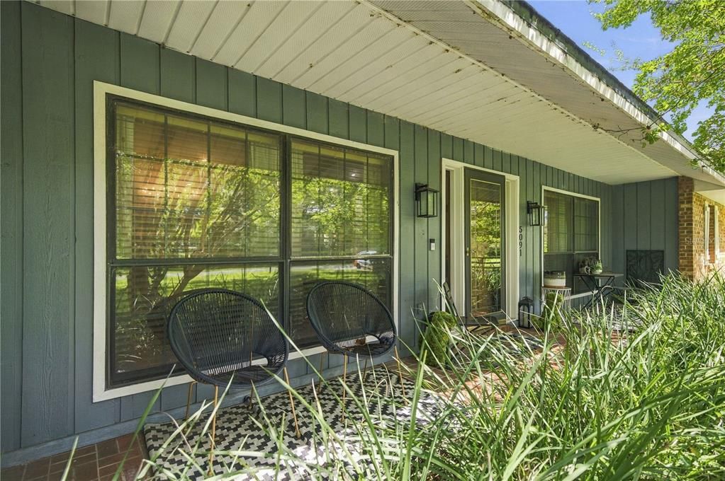 For Sale: $599,900 (4 beds, 2 baths, 3000 Square Feet)