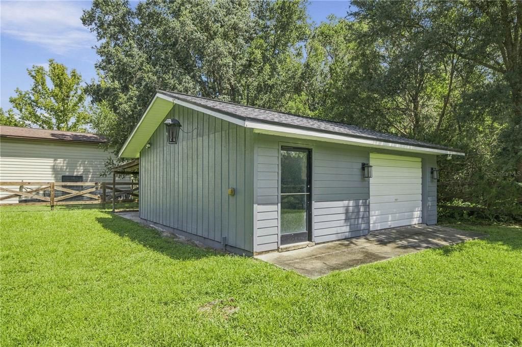 For Sale: $599,900 (4 beds, 2 baths, 3000 Square Feet)