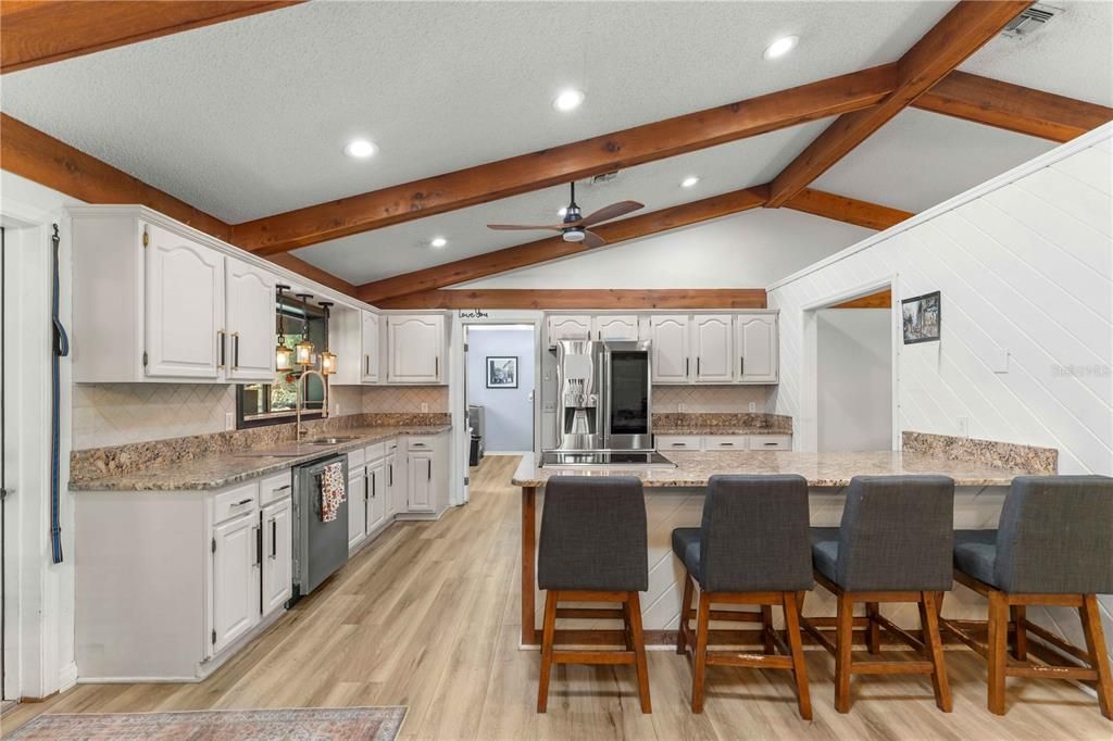 For Sale: $599,900 (4 beds, 2 baths, 3000 Square Feet)
