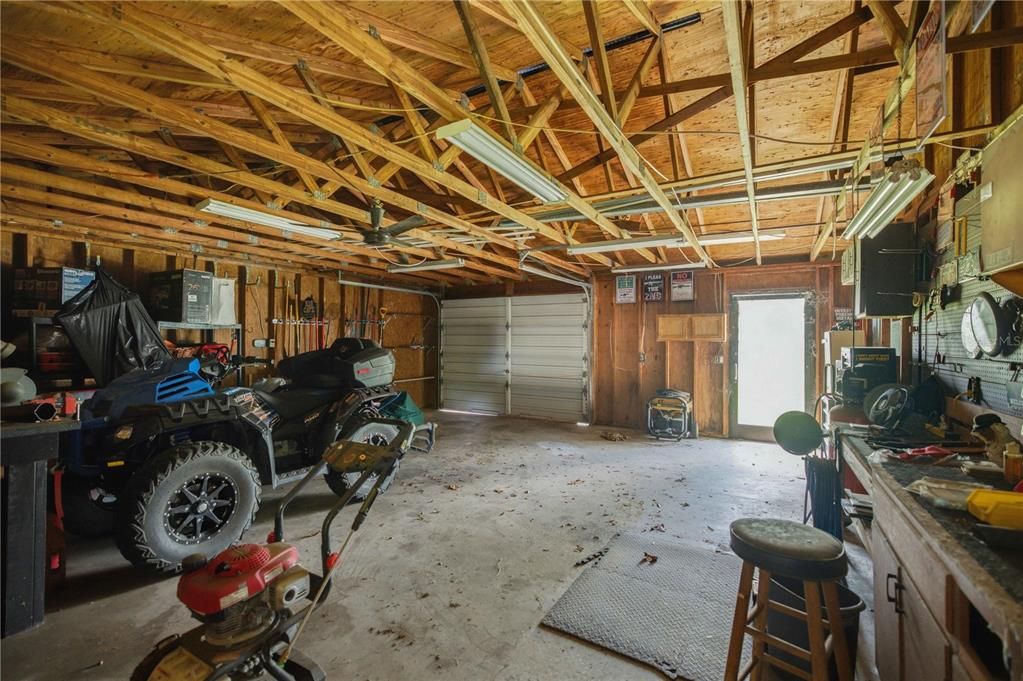 For Sale: $599,900 (4 beds, 2 baths, 3000 Square Feet)
