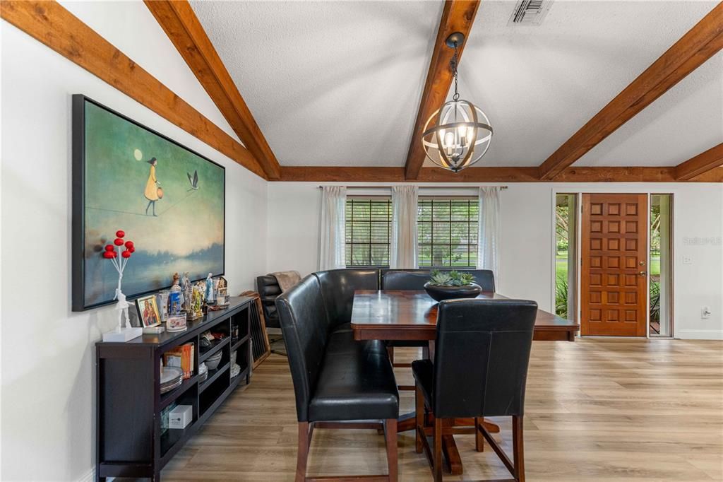 For Sale: $599,900 (4 beds, 2 baths, 3000 Square Feet)