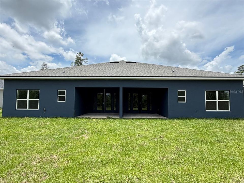 For Sale: $525,000 (6 beds, 0 baths, 2626 Square Feet)