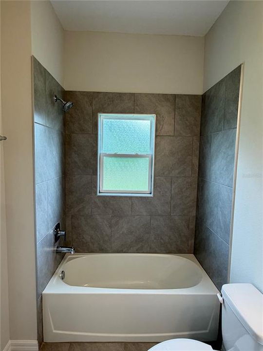 For Sale: $525,000 (6 beds, 0 baths, 2626 Square Feet)
