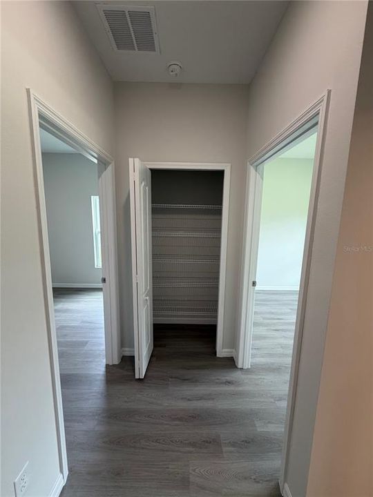 For Sale: $525,000 (6 beds, 0 baths, 2626 Square Feet)