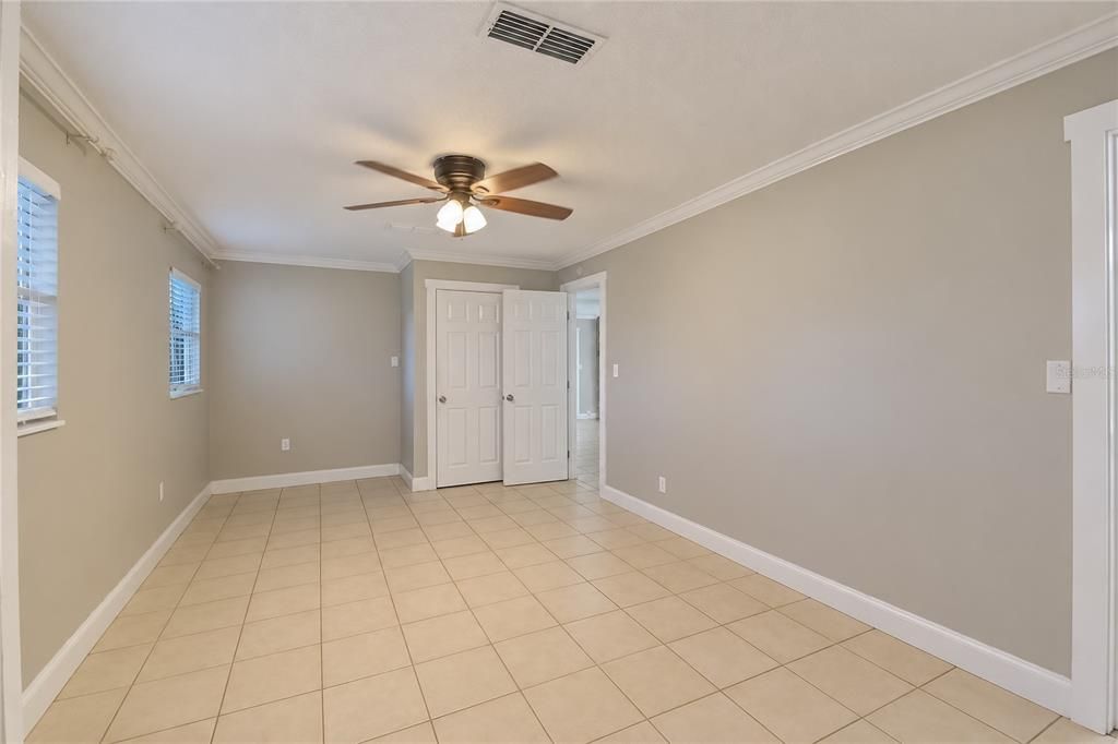 For Sale: $1,100,000 (2 beds, 2 baths, 1589 Square Feet)