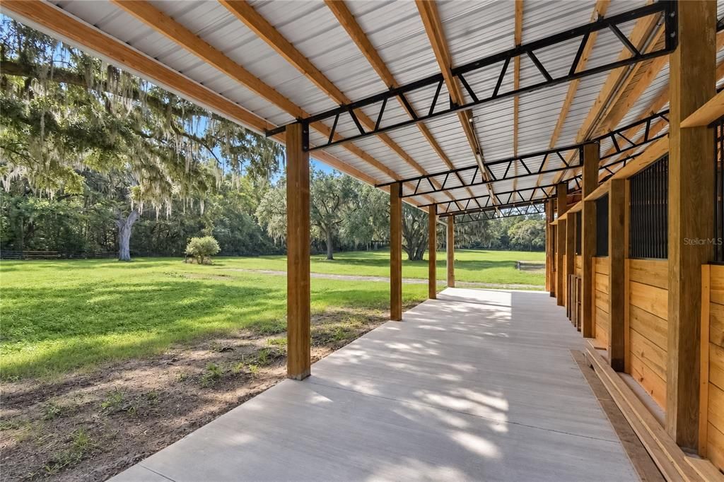For Sale: $1,100,000 (2 beds, 2 baths, 1589 Square Feet)